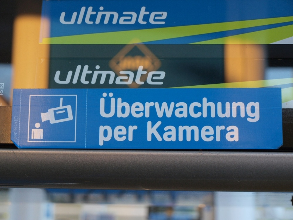 ultimate Überwachung per Kamera