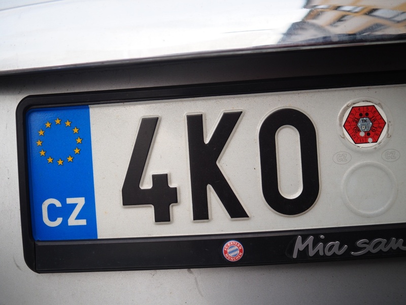VIER K O - 20190409_170946__032__pen-f__17mm__f1-8__t1000__iso200.ooc.jpg 20190409_170946__032__pen-f__17mm__f1-8__t1000__iso200.ooc.jpg